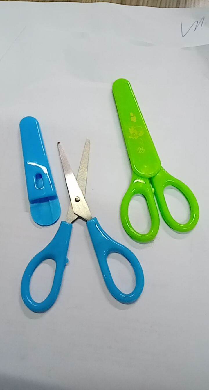 kéo cắt giấy thủ công có nắp