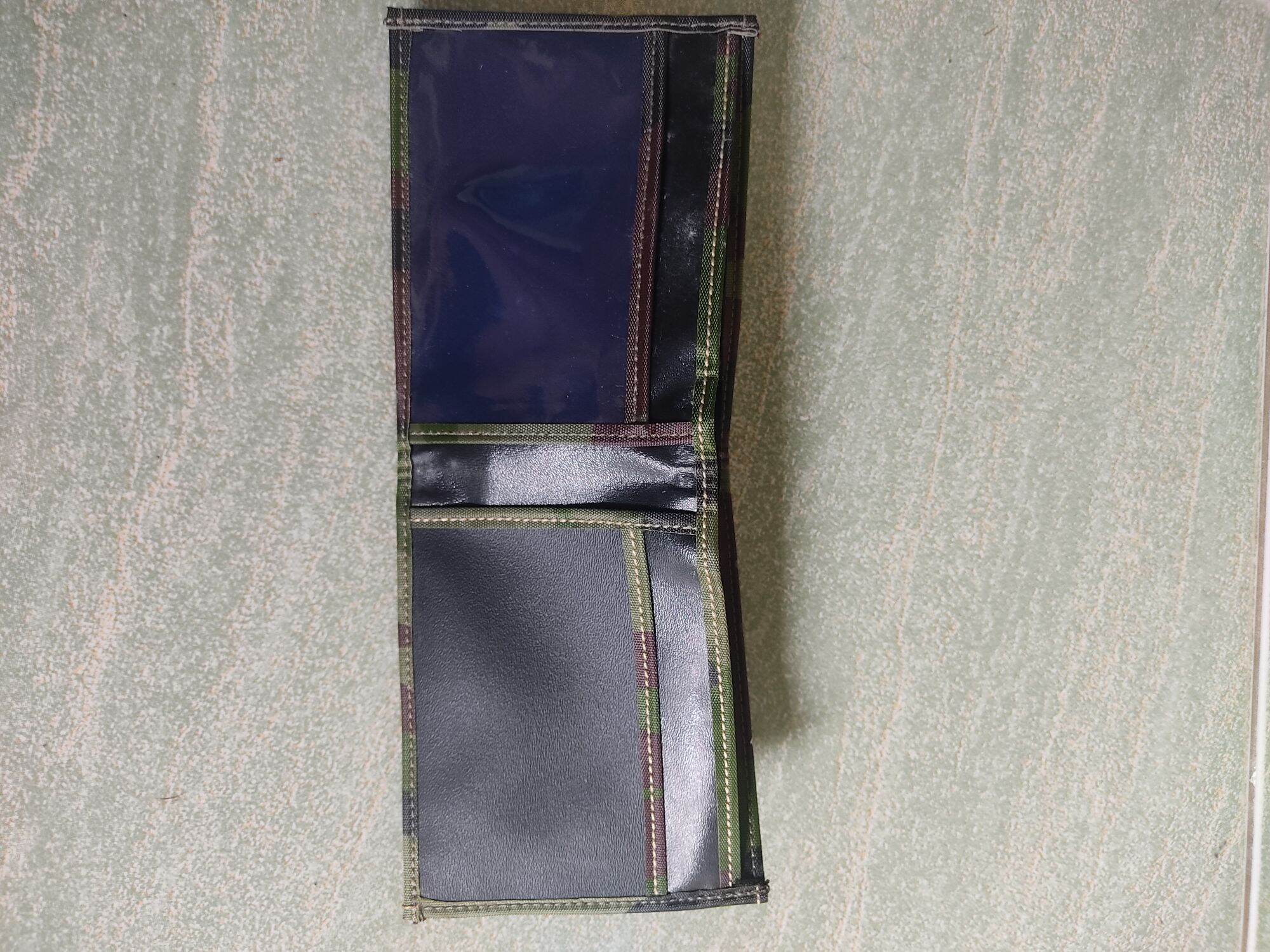 Ví (bóp) vải dù