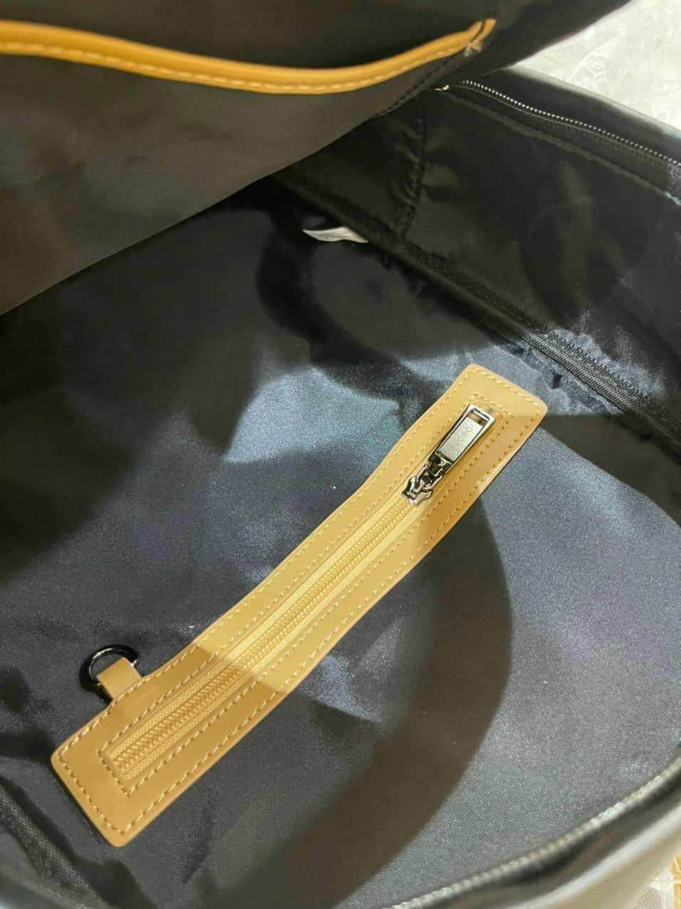 balo Pedro Casual Backpack
Da cực mềm mịn