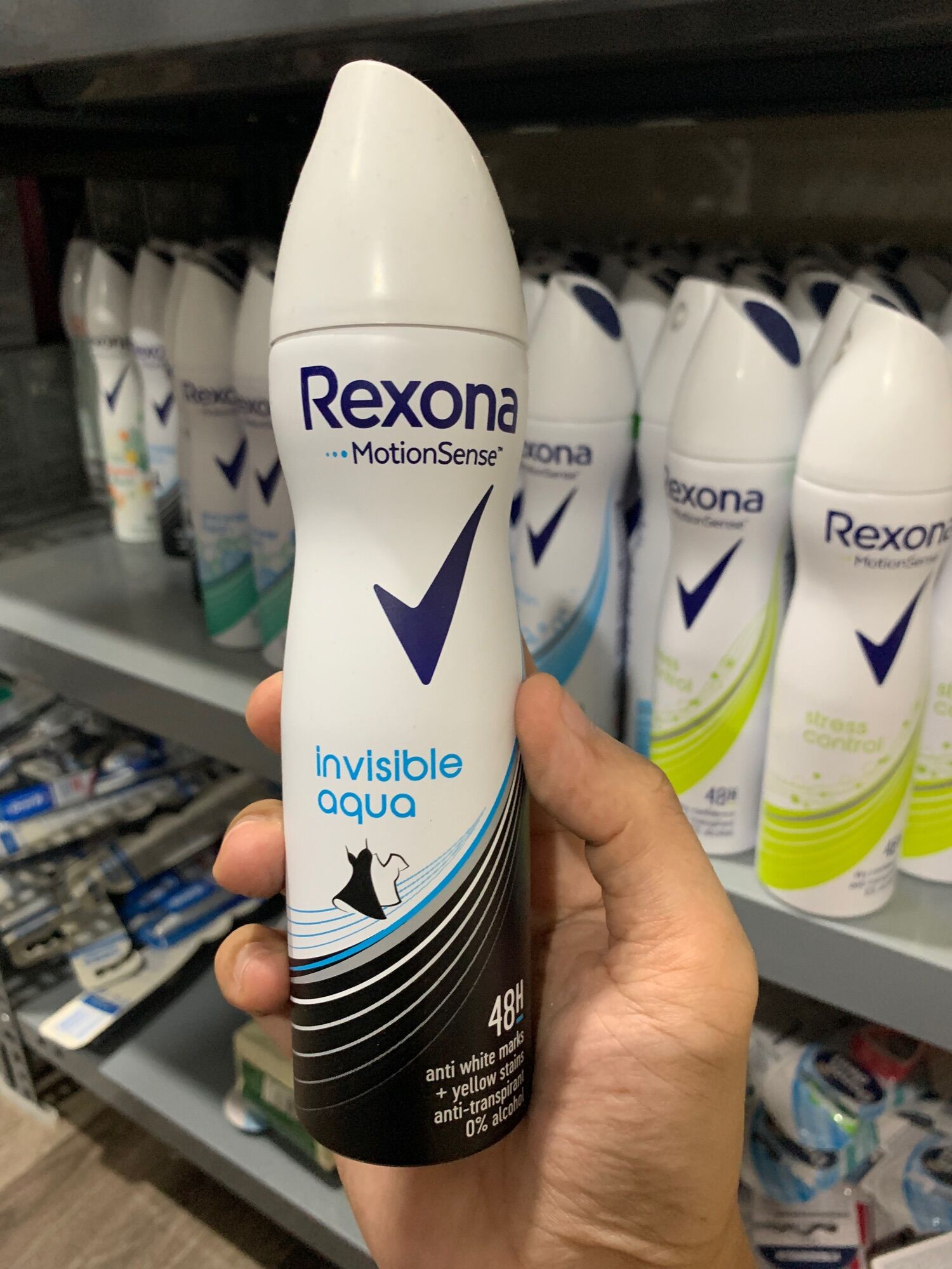 Xịt khử mùi Rexona các loại, Hàng Đức