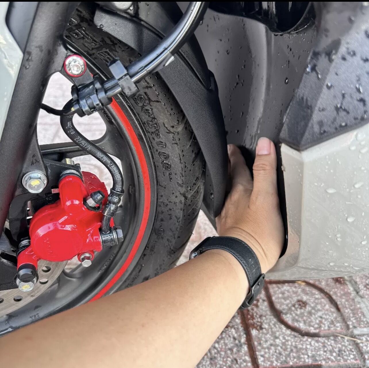 Dè Chắn Bùn Trước Xe VARIO 160