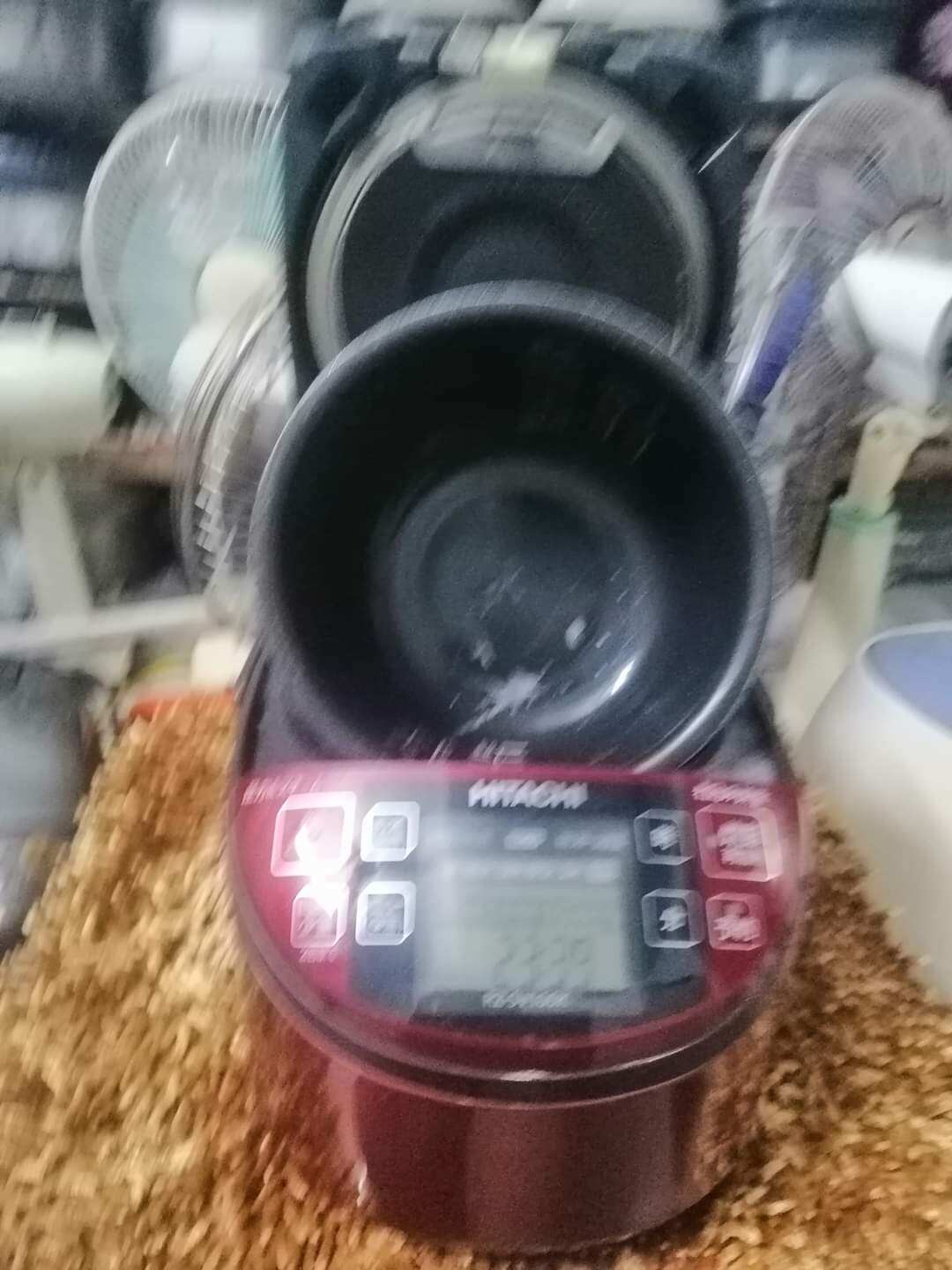 Nồi cơm cao tần áp suất Hitachi 1L