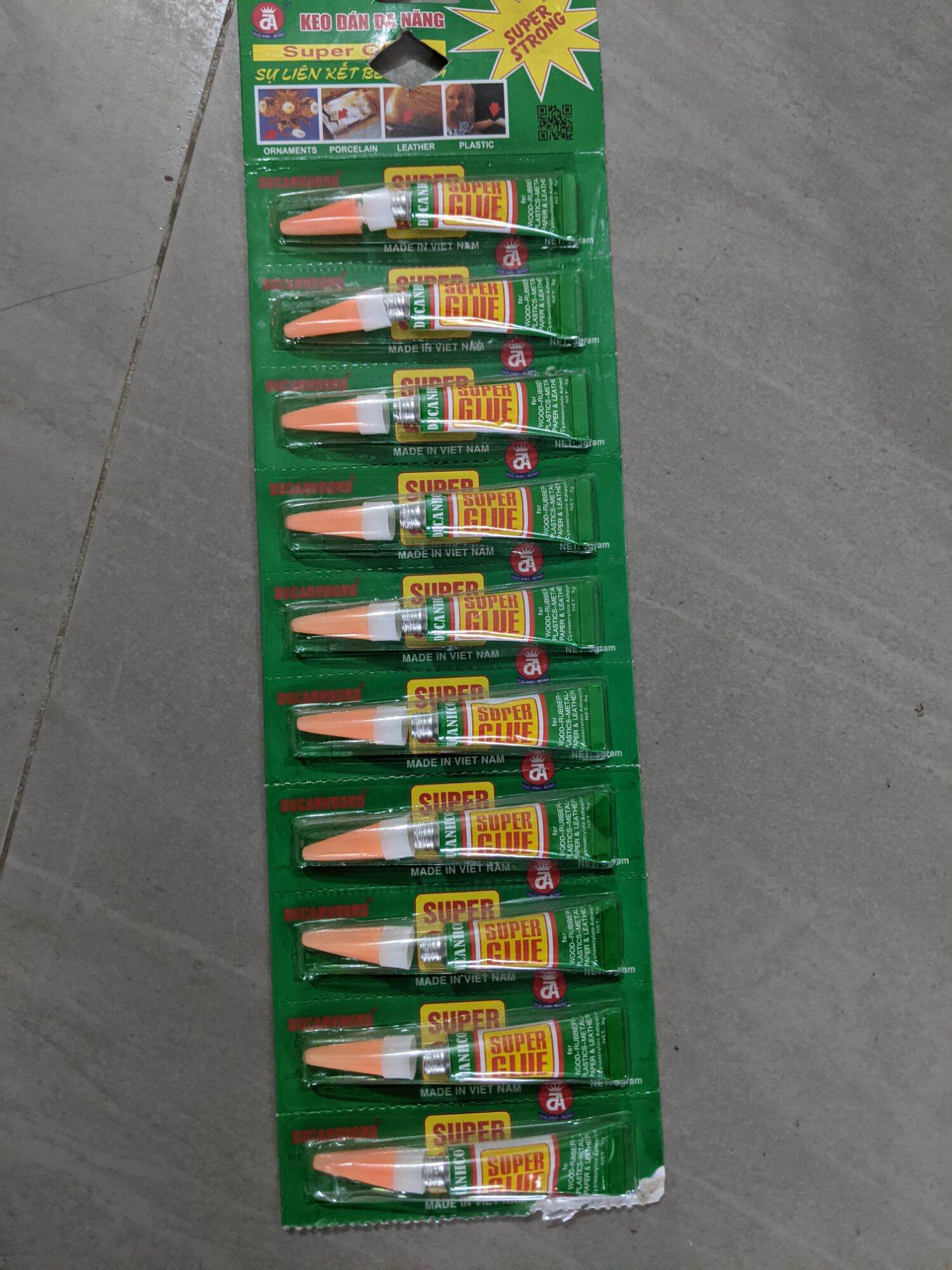 Tuýp keo dán đa năng siêu dính Super glue (sale)