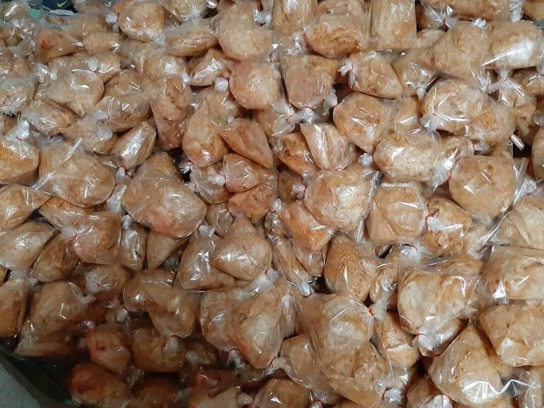 combo 2 bịch bánh tráng muối tỏi siêu cay