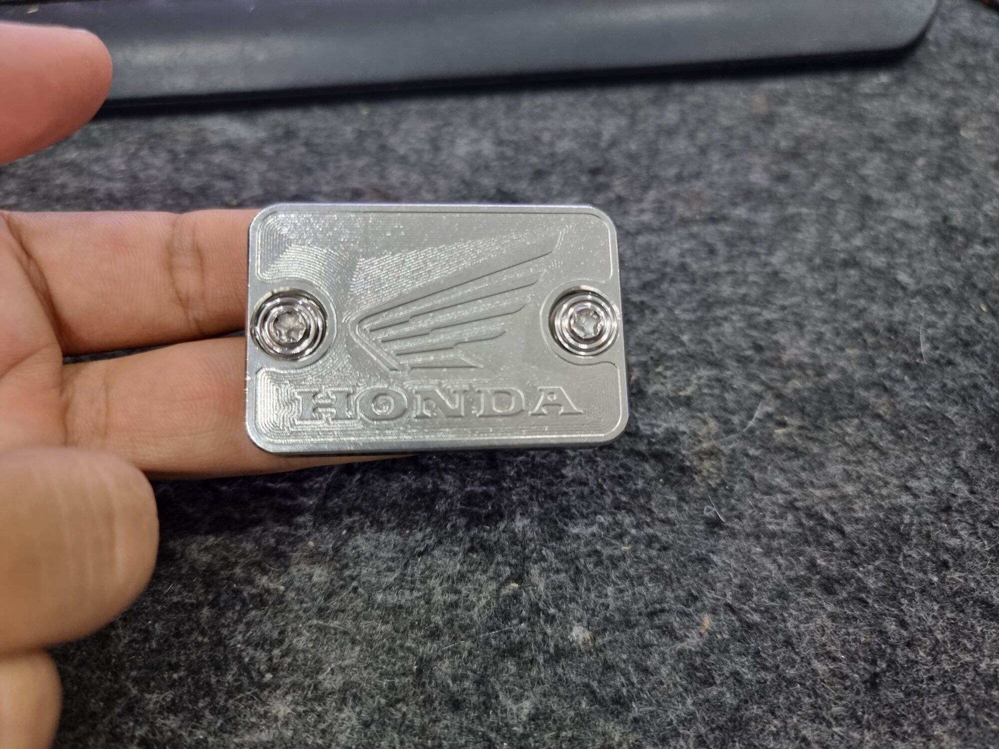 nắp bình dầu tay thắng trước inox không gỉ