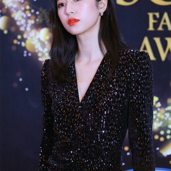 Đầm dự tiệc đính đá kim sa