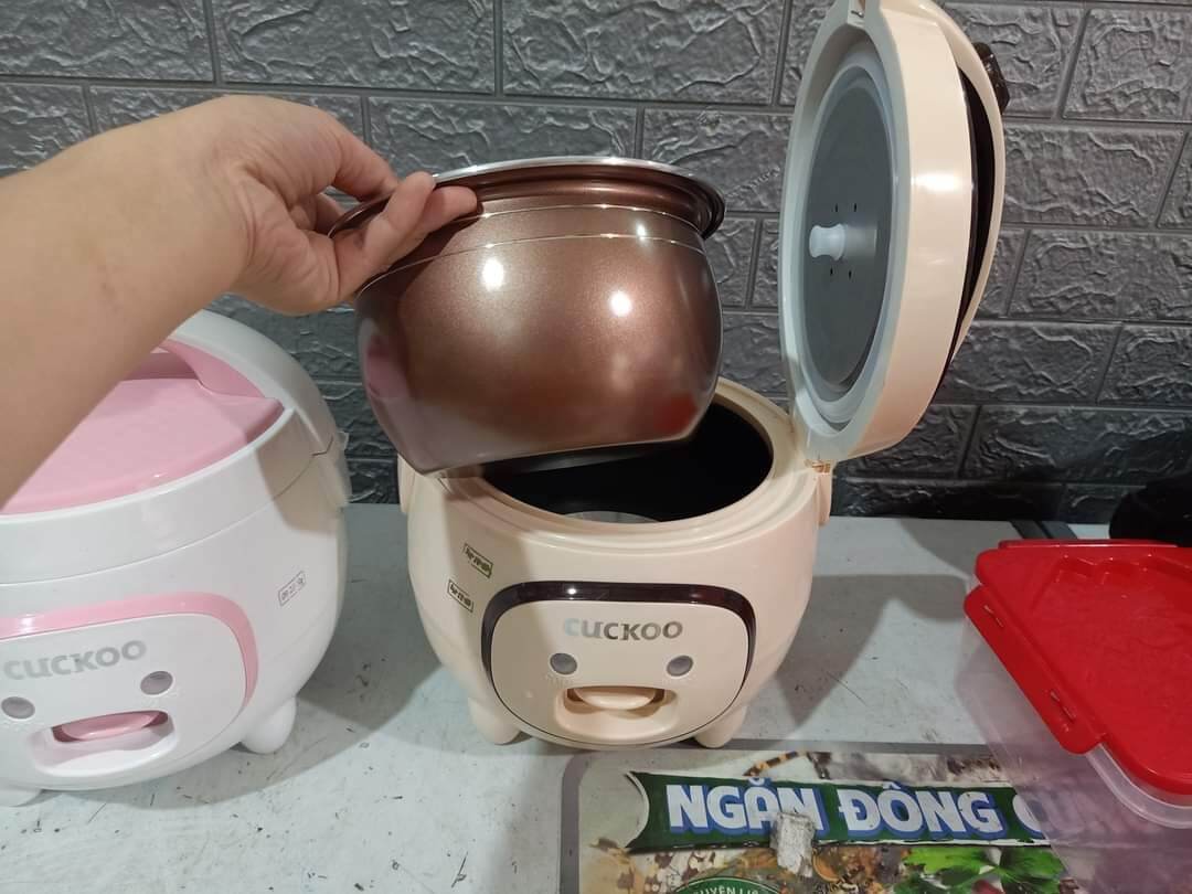 nồi cơm điện cuckoo con heo 1L và 1.2L