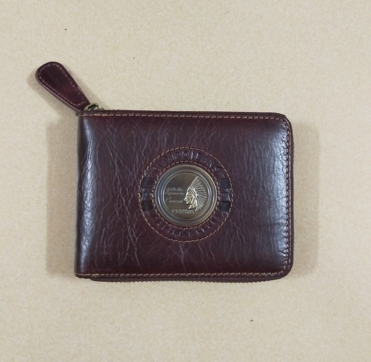 Cefiro American Style Elegant Zipper Leather Wallet