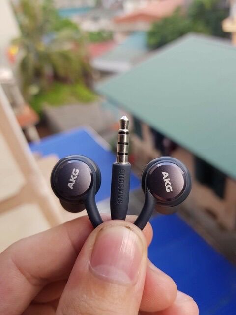 Tai nghe Sam Sung Zin AKG chân 3.5