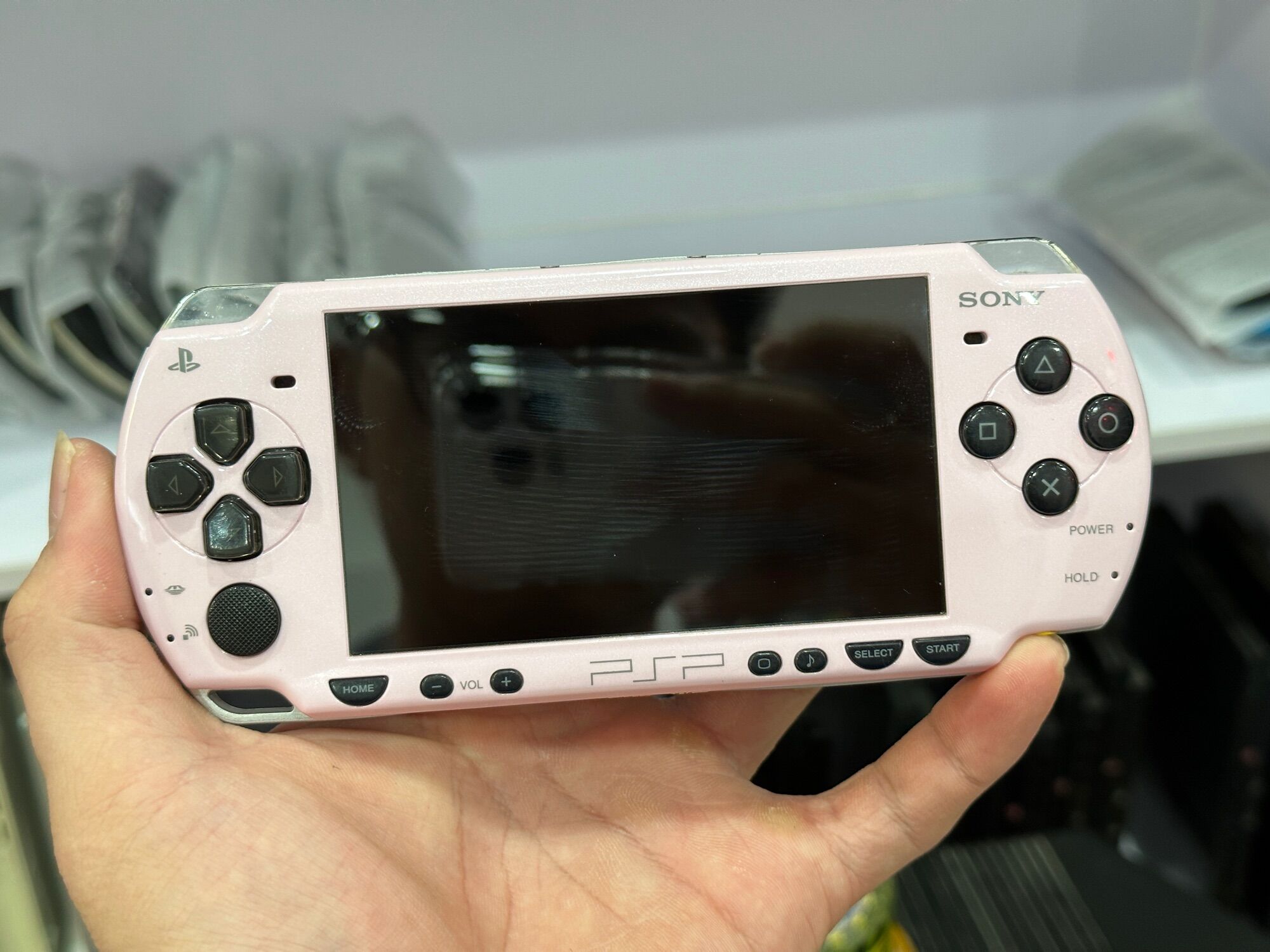 Máy Game PSP 2000 đen hồng 95% FULL GAME