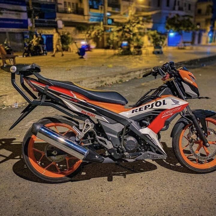 Baga Givi HRV gắn cho xe Sonic