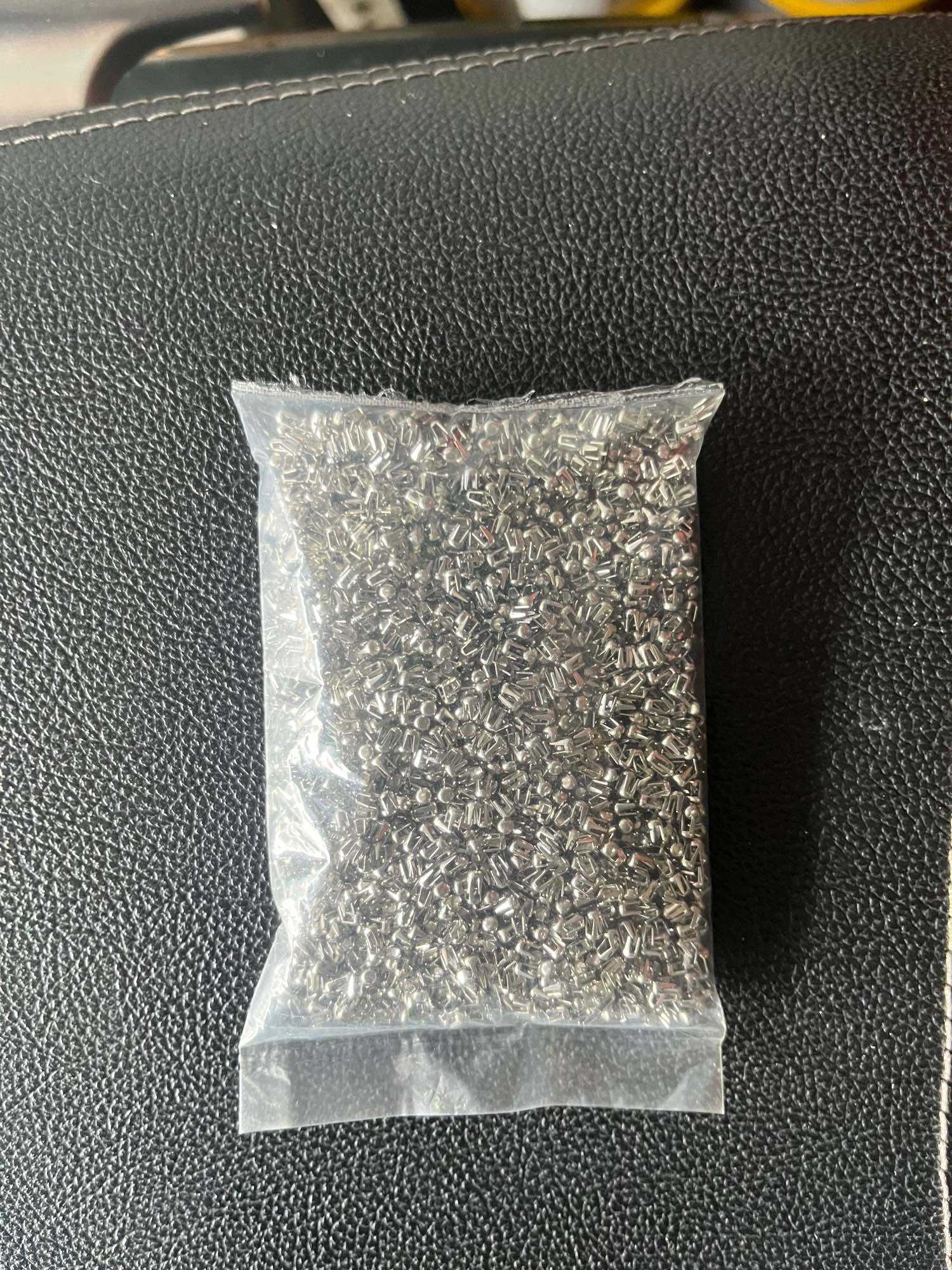 Đinh đóng hạt nhựa Ngọc trai (100g)