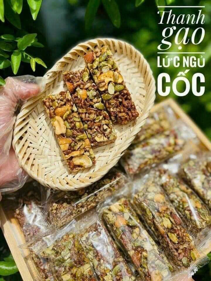 Kẹo gạo lứt sieu hạt giòn tan 500g date mới