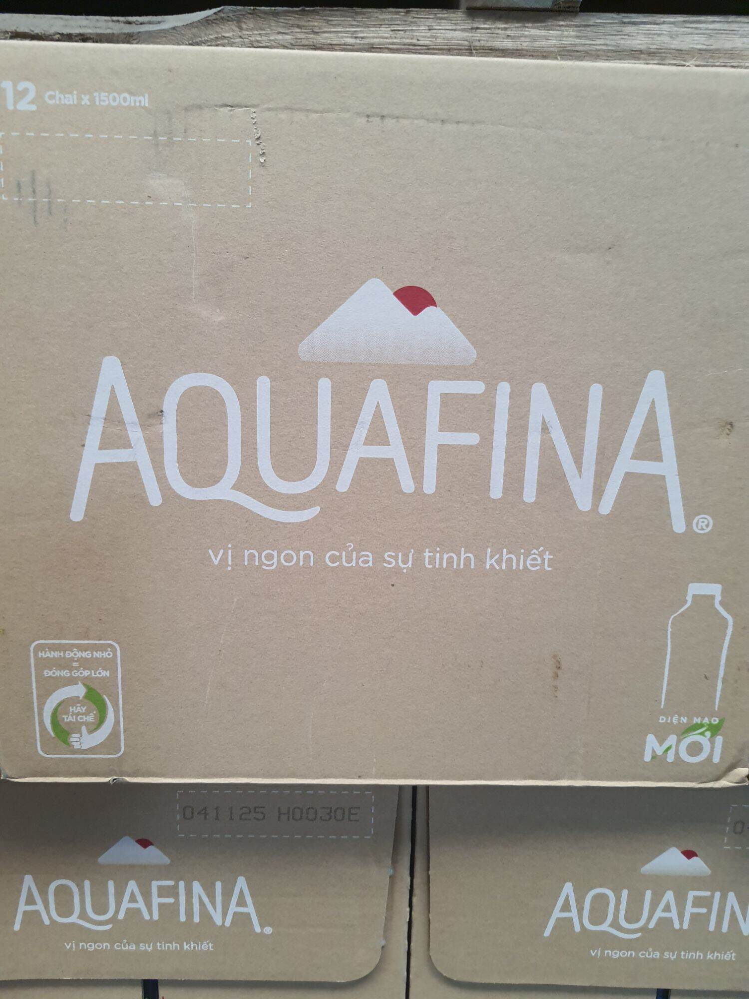 Thùng 12 chai nước tinh khiết aquafina 1,5 lít