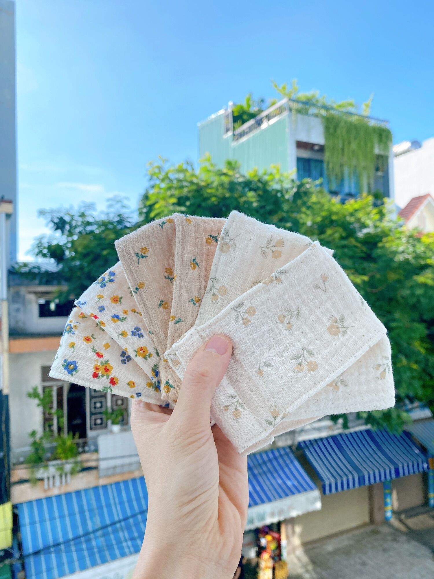 Khẩu trang vải Muslin họa tiết