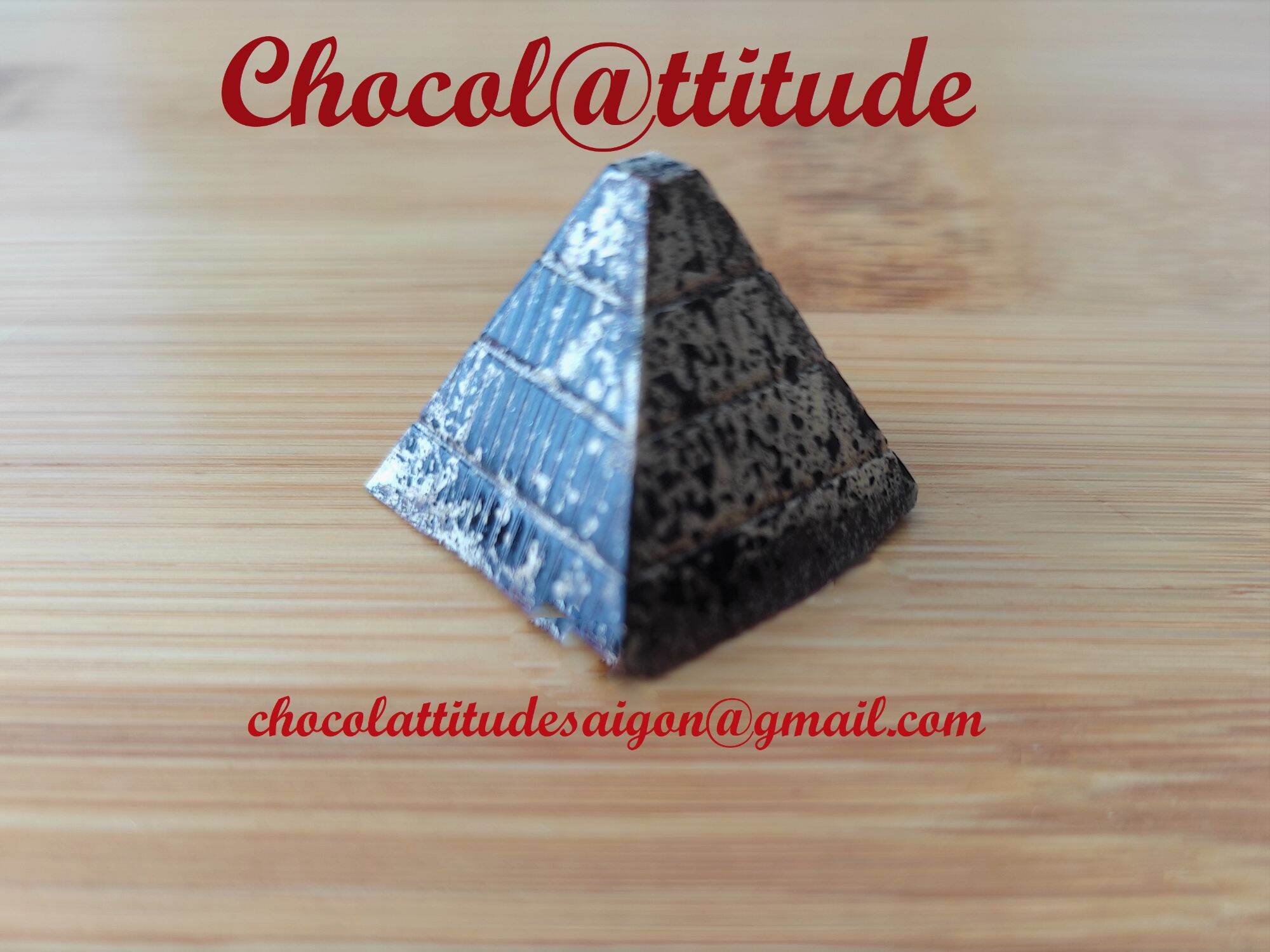 Artisan pyramid choccolate 2 viên