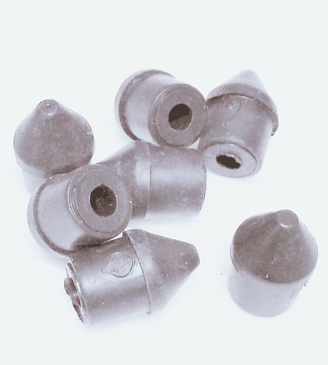 CAO SU NHỌN NÓN 25 x14 x10 cái