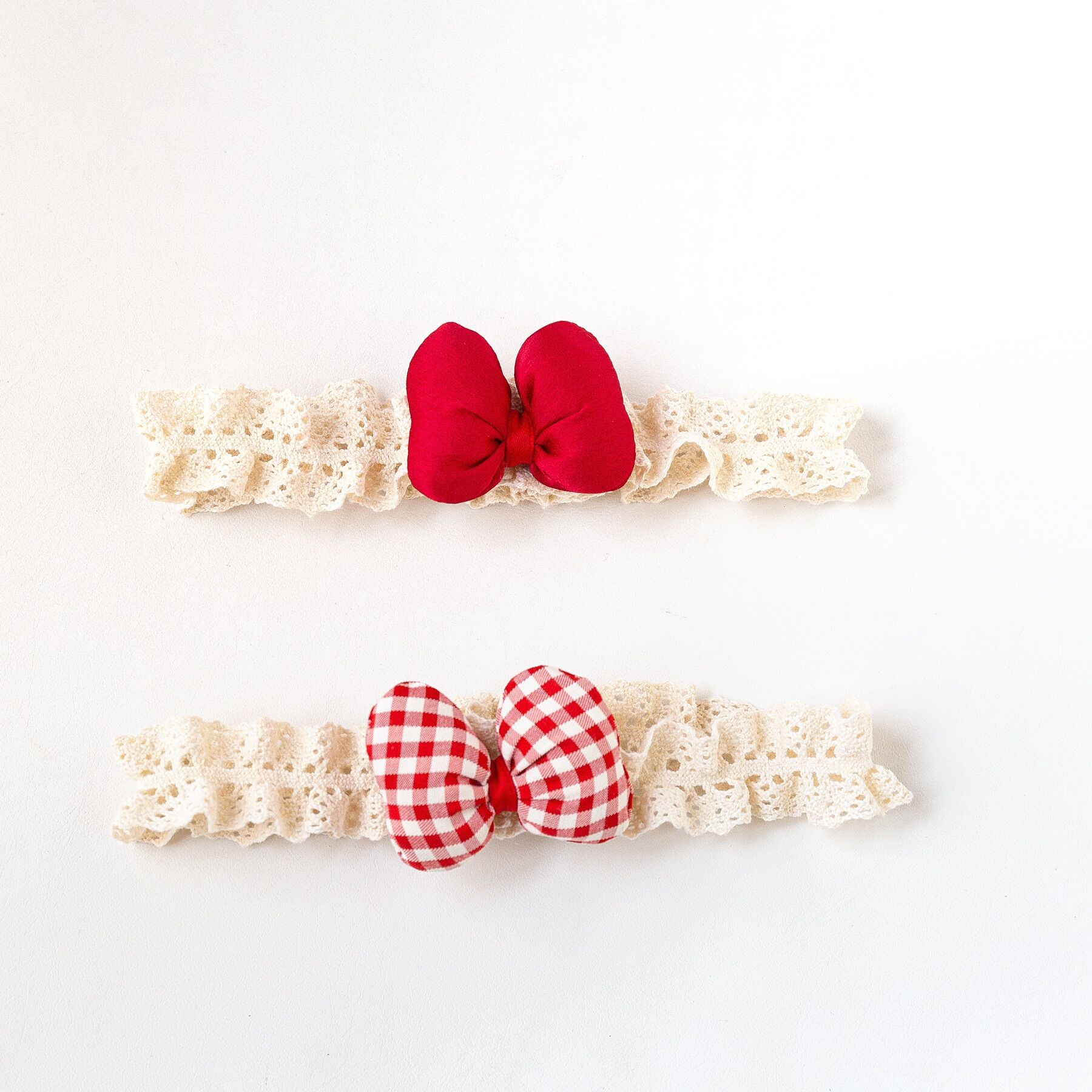 Dây ren cài tóc, turban nơ đỏ cho bé gái