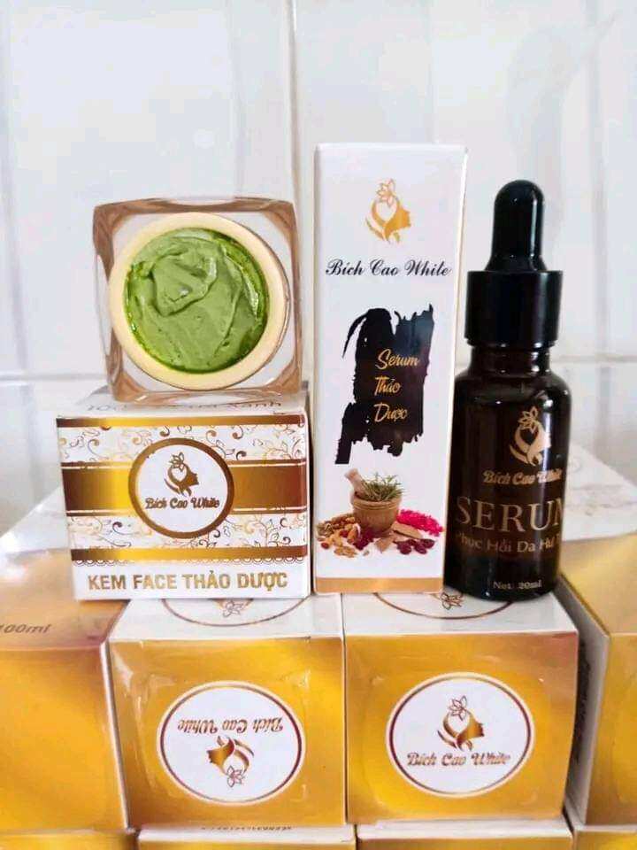 COMBO KEM TRÀ XANH MỤN SERUM BÍCH CAO WHITE