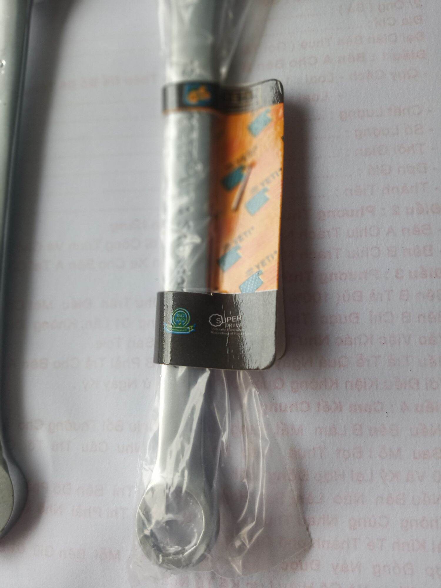 CỜ LÊ YETI SỐ 13 ĐỂ SIẾT ỐC KỆ V LỖ