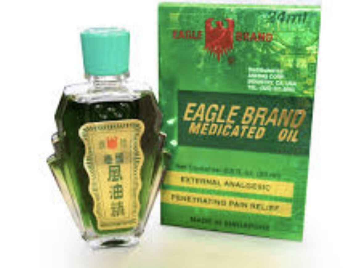 Dầu gió xanh con ó 2 nắp của mỹ 24ml