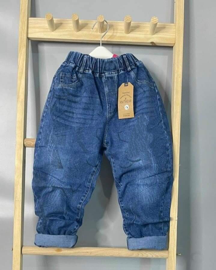 Quần jean dài cho bé yêu size 30-35kg