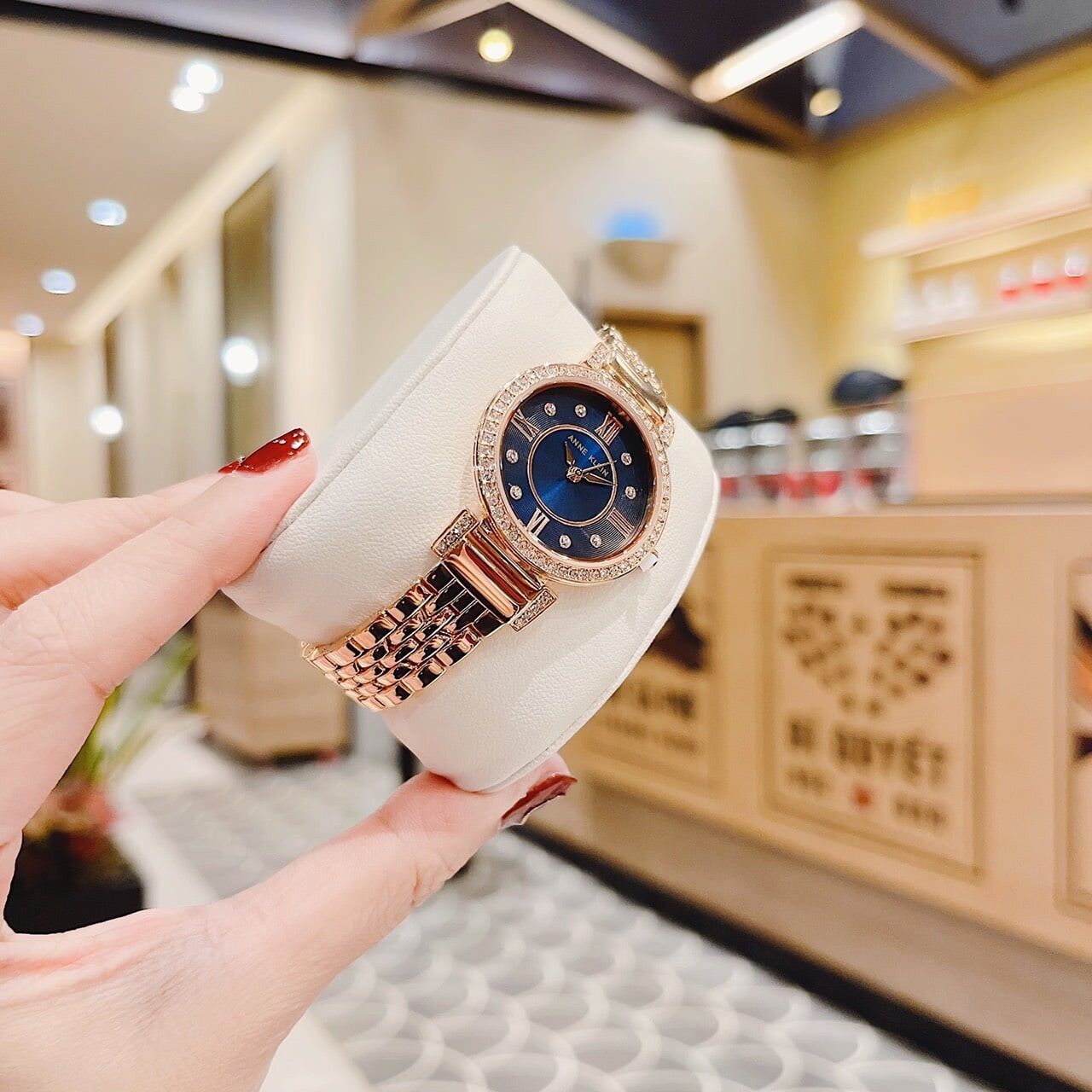 Đồng hồ nữ Anne Klein, size 30mm