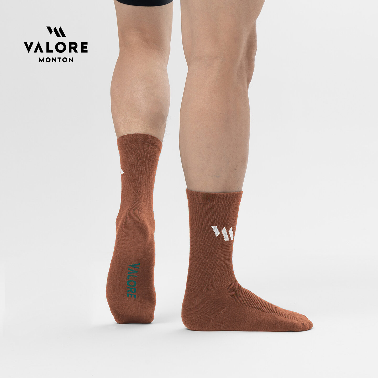 Pressure Knit Socks for Cycling Sports Running with Breathability & Reflective Design - 9