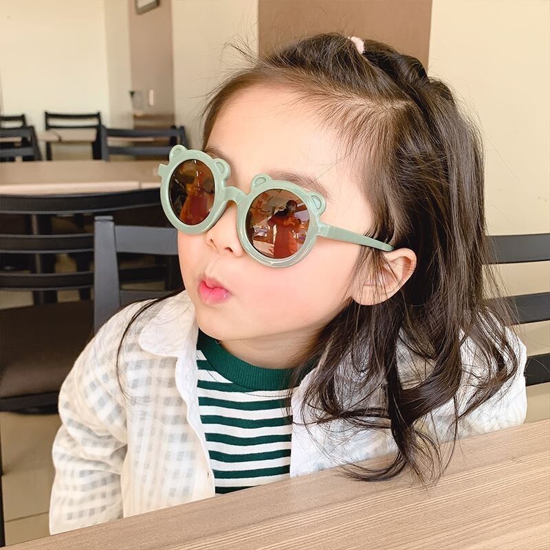 Kính mắt hình gấu màu trà cho bé