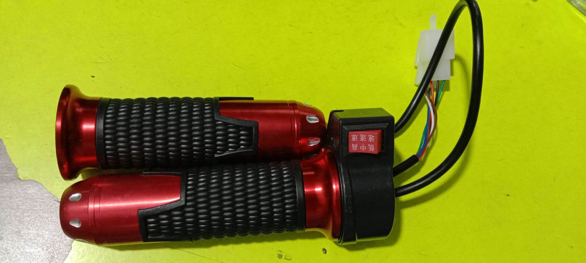 Tay ga xe đạp điện bọc nhôm 3 tốc độ