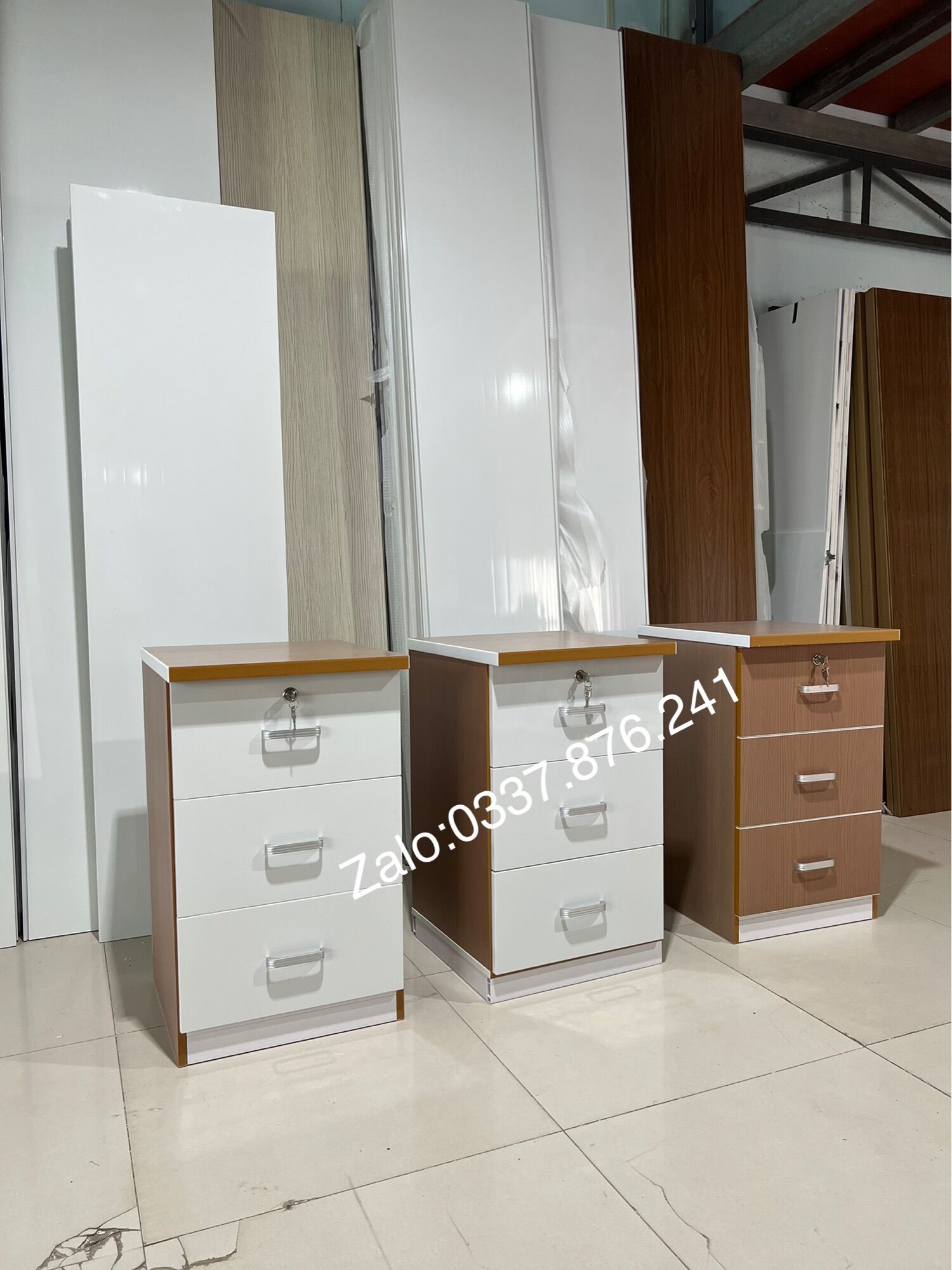 Tủ đầu giường nhựa đài loan