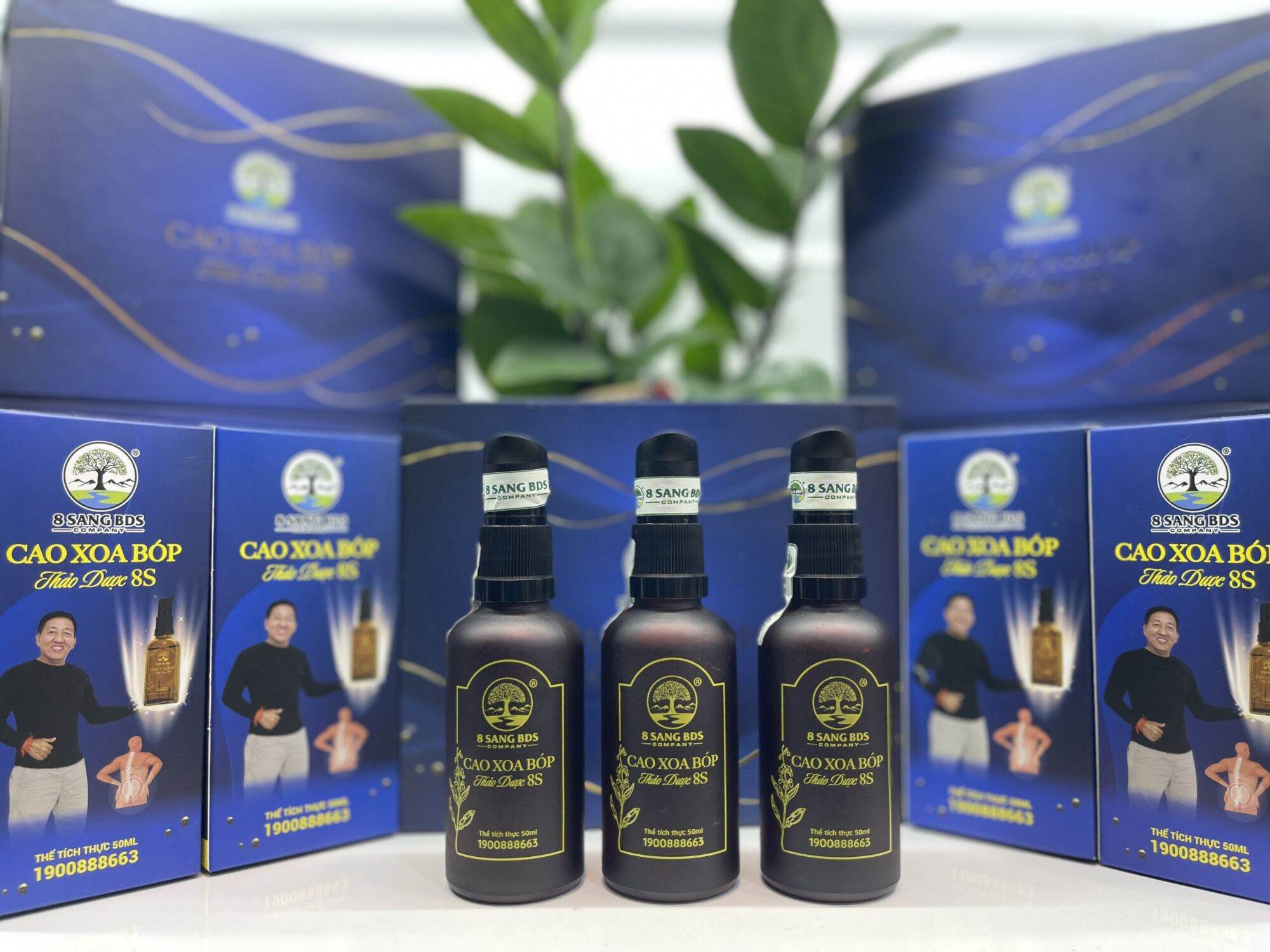 3 Chai Cao Xoa Bóp Thảo Dược 8 sang Giảm Đau Nhức