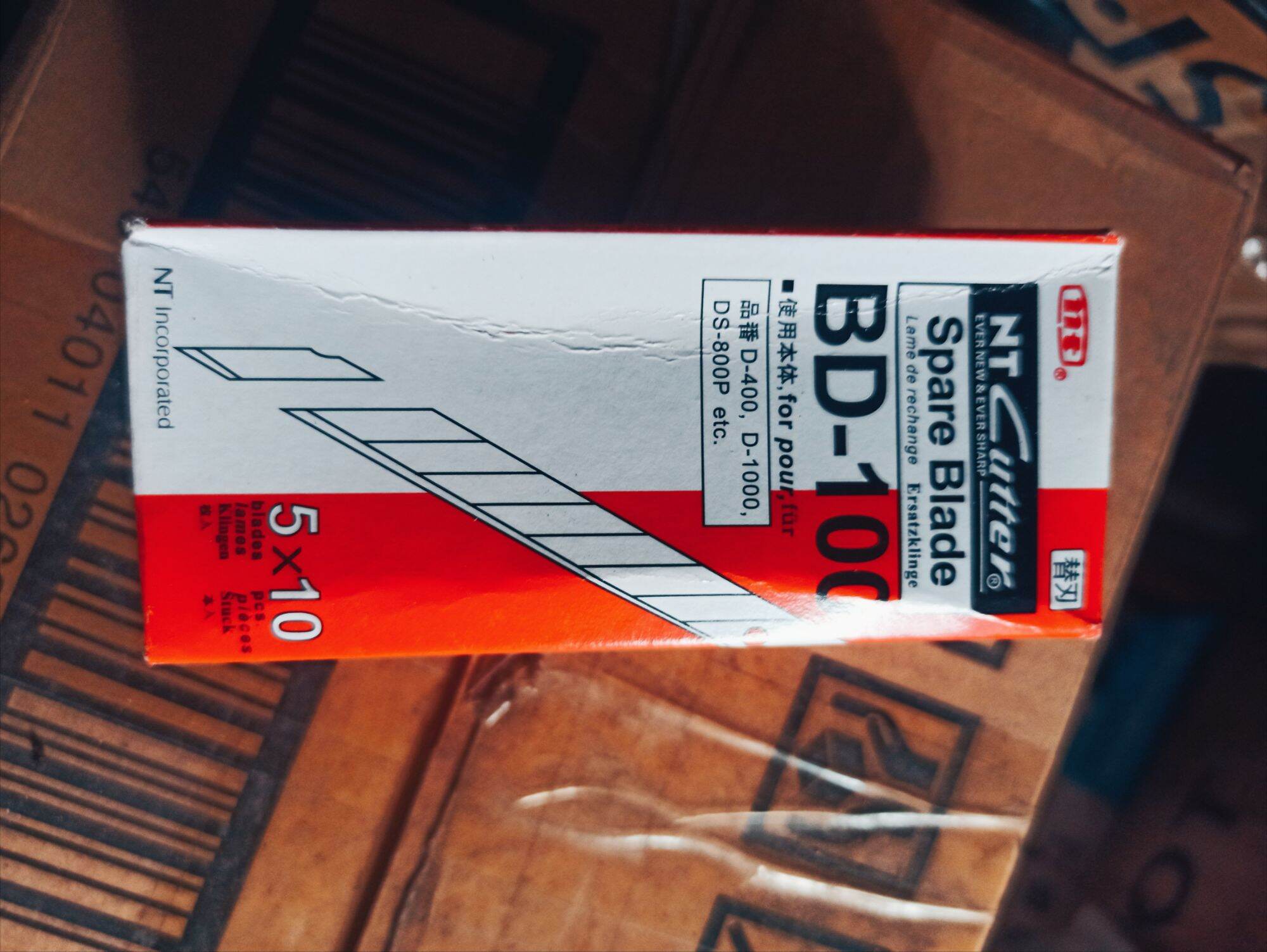 Hộp 50 cái lưỡi dao rọc giấy BD-100
