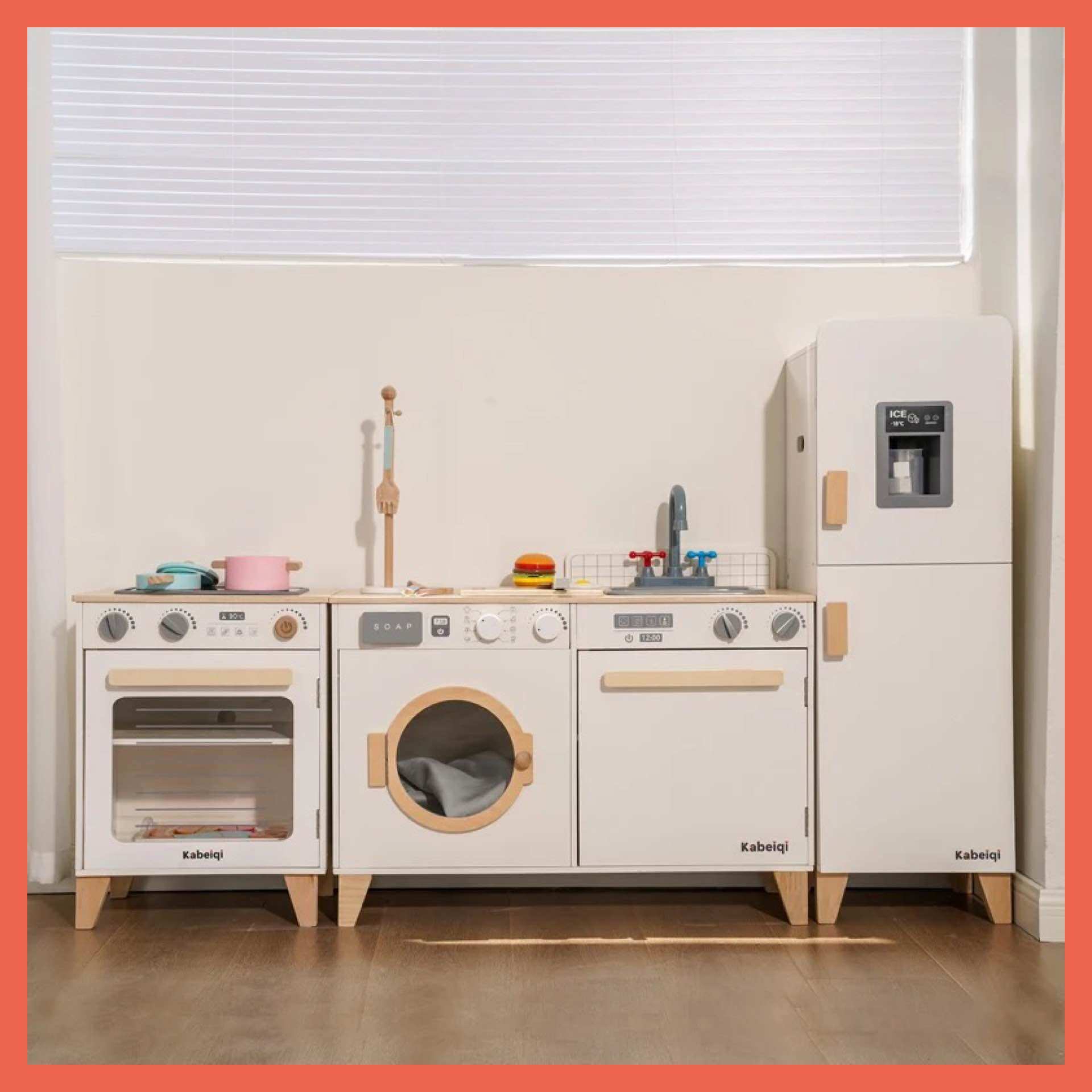 Đồ chơi nấu ăn - Nhà bếp kèm tủ lạnh bằng gỗ cho Bé