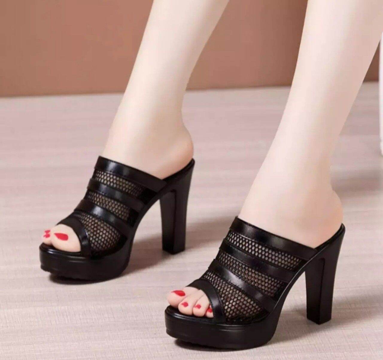 DÉP CAO GÓT PHỐI LƯỚI