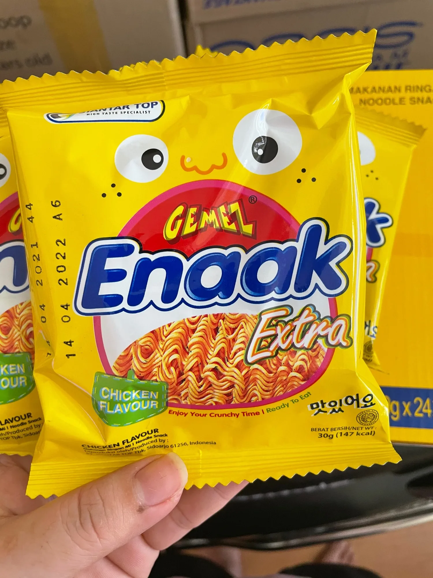 Set 05 gói snack mì Enaak - Indonesia