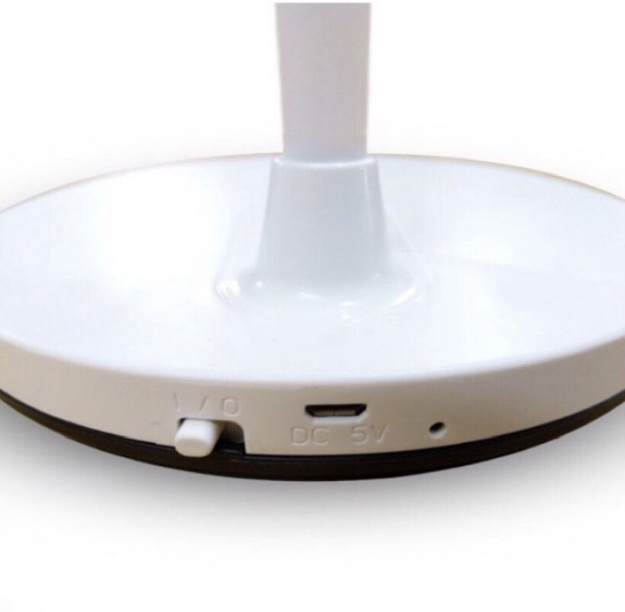 Đèn bàn sạc Comet 3 chế độ trắng, trung tính, vàng