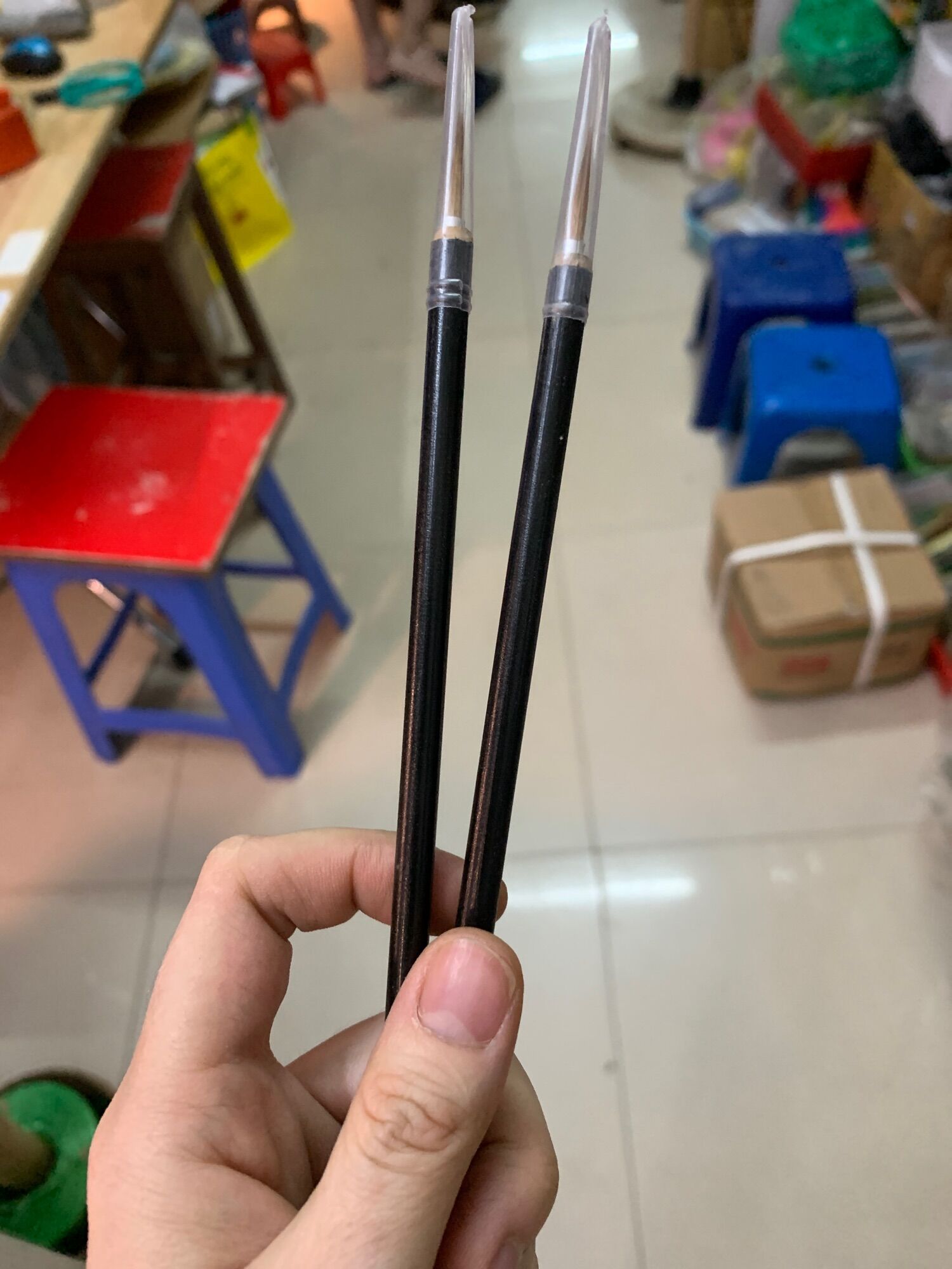Bút tỉa đen/ cọ vẽ