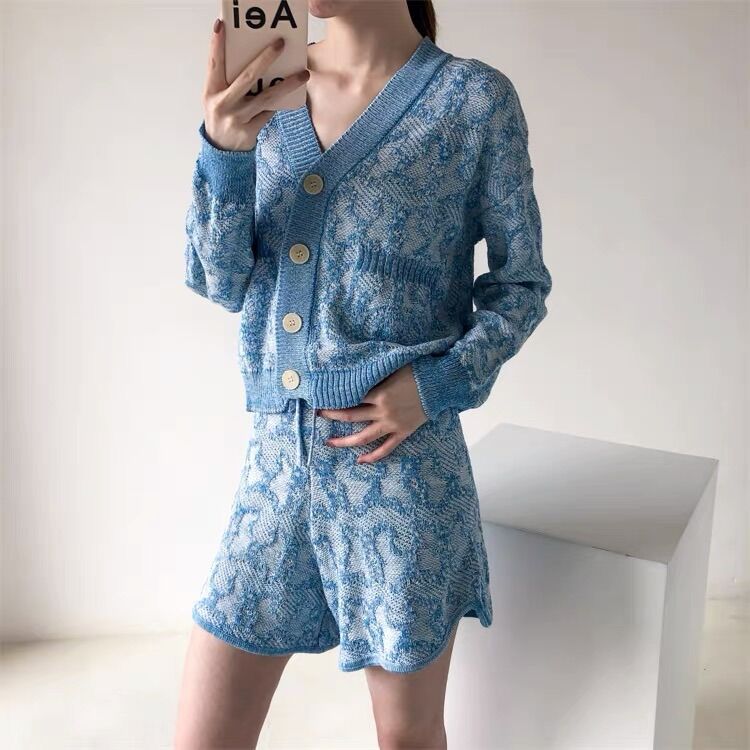 Áo Len QC Cao Cấp Hoạ Tiết Size XS-S ( Form To Có Sẵn )