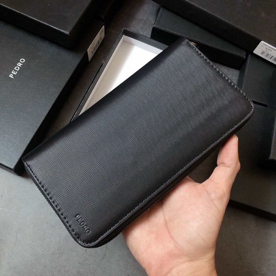 Ví pedro dài cầm tay unisex
