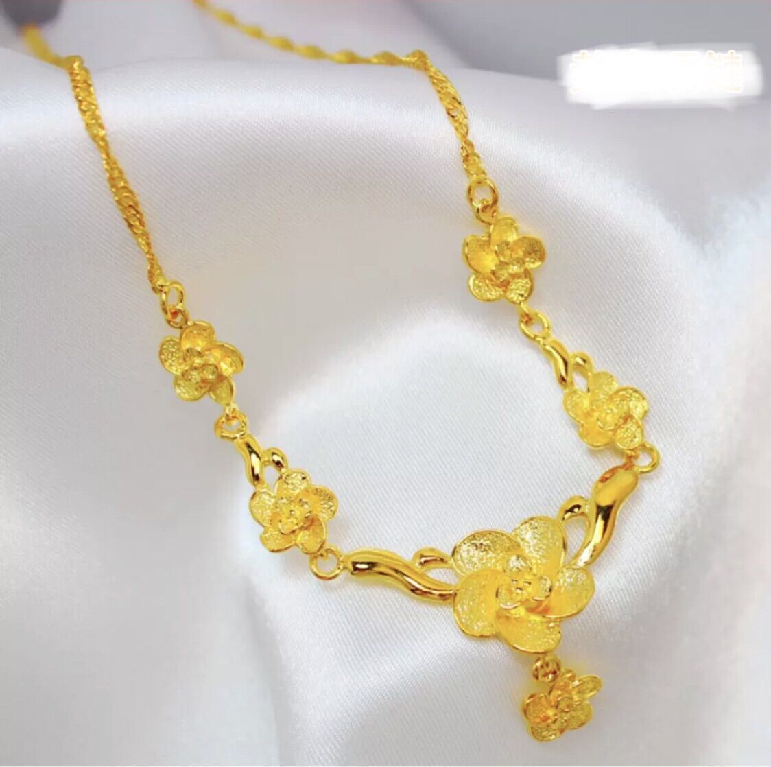 Dây chuyền hoa mai mạ vàng 24k mẫu mới cực đẹp