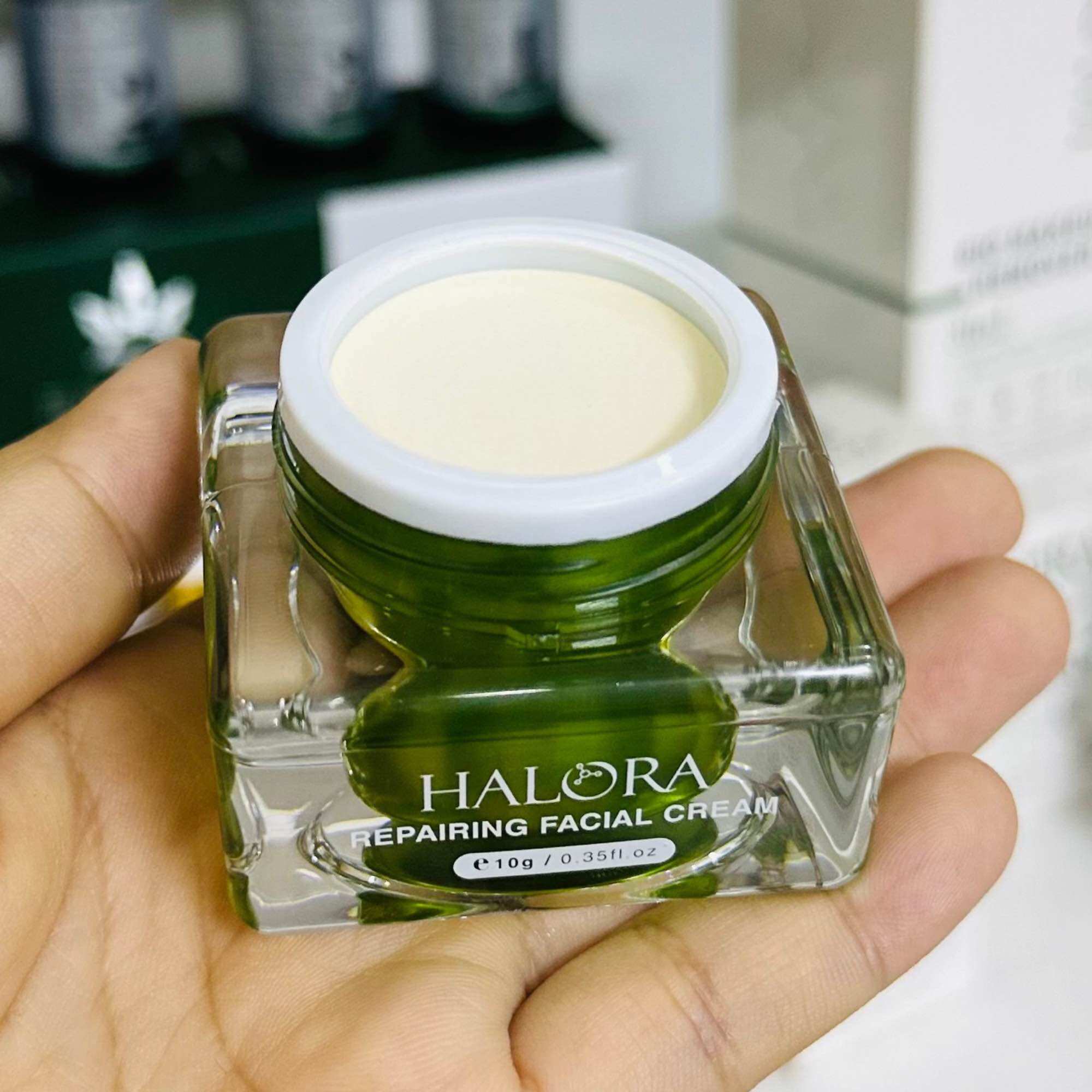 [HCM]Kem Face Halora