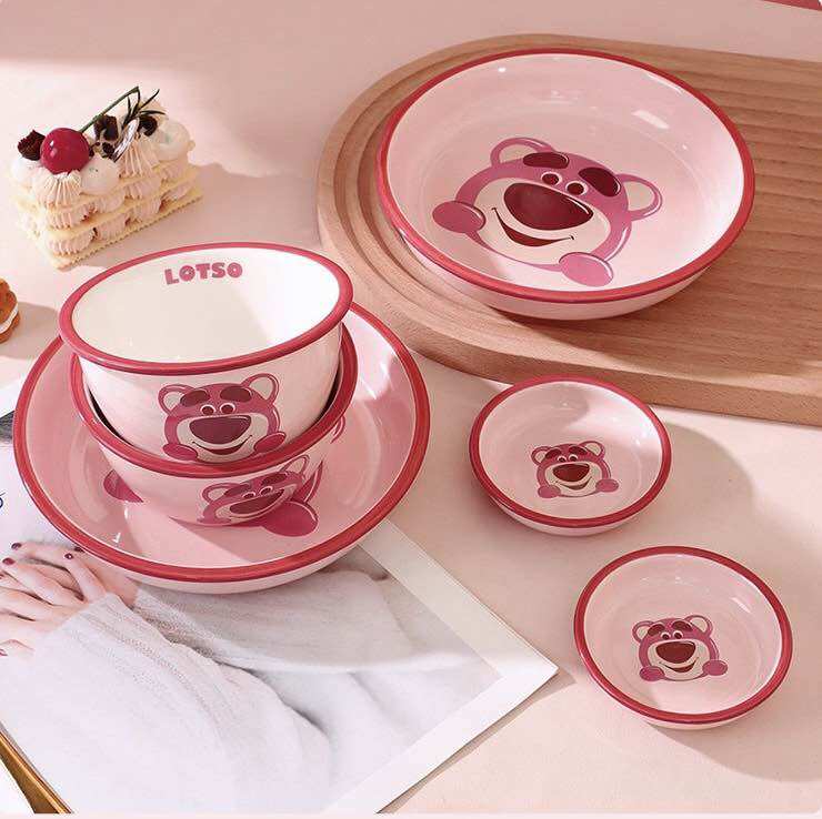 Dĩa tròn sứ hình gấu dâu