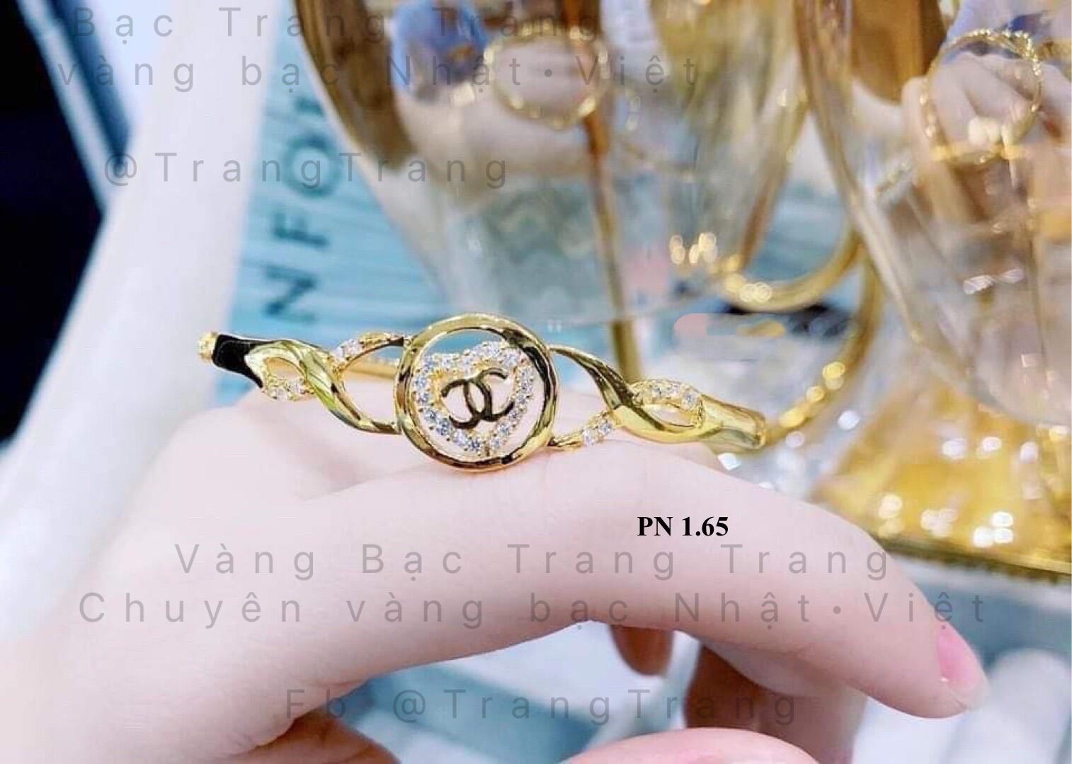 Lắc tay bạc nữ hình đồng hồ Chanel LTNU105  Bạc Minh Cảnh