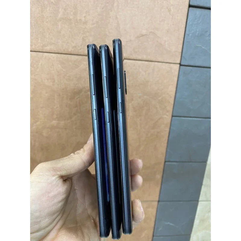 điện thoại sharp aquos zero 2 snap 855 8gb 256gb 6.4 inch