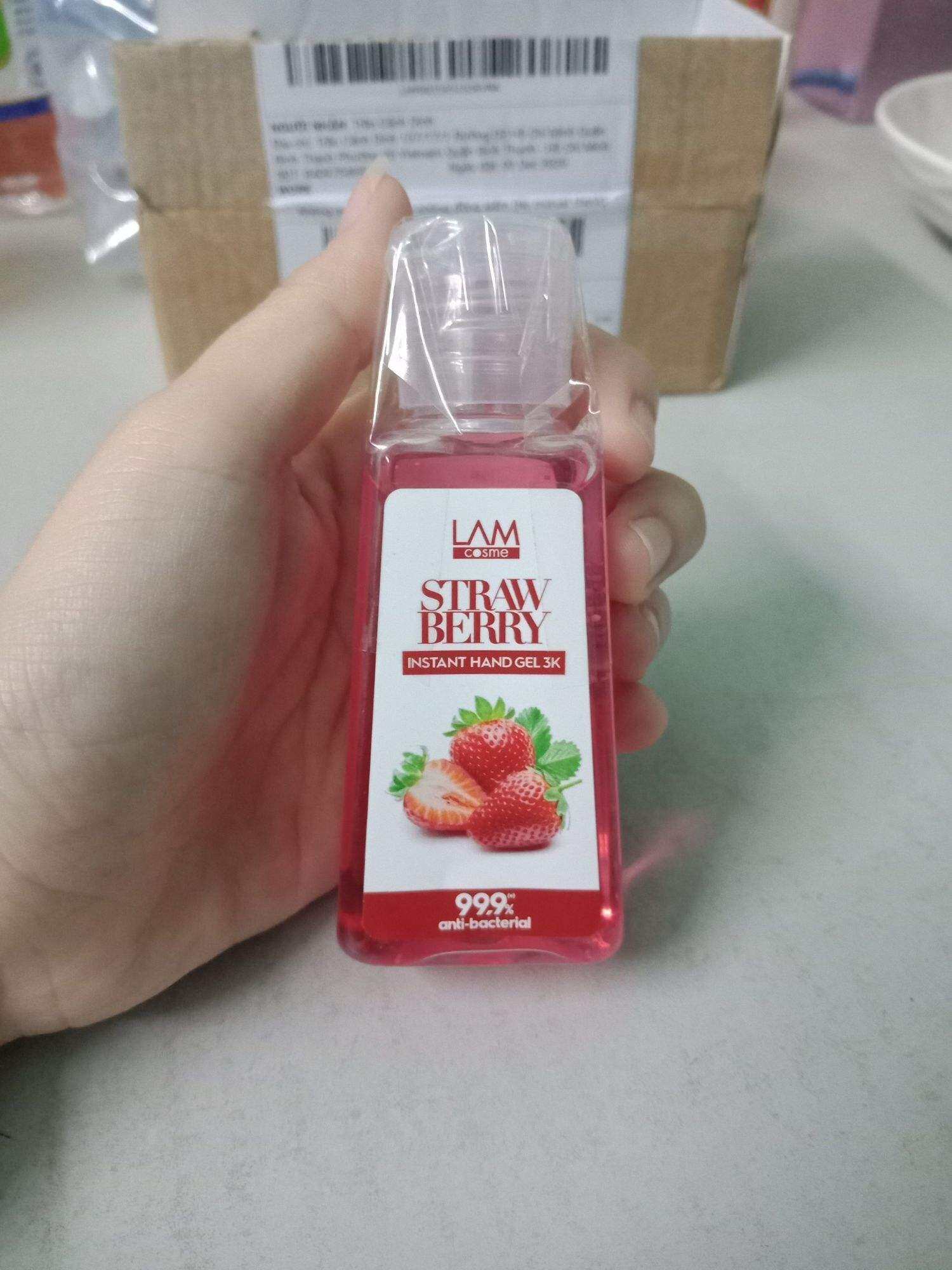Gel rửa tay khô 3K LamCosmé Strawberry 60ml (Hương dâu)