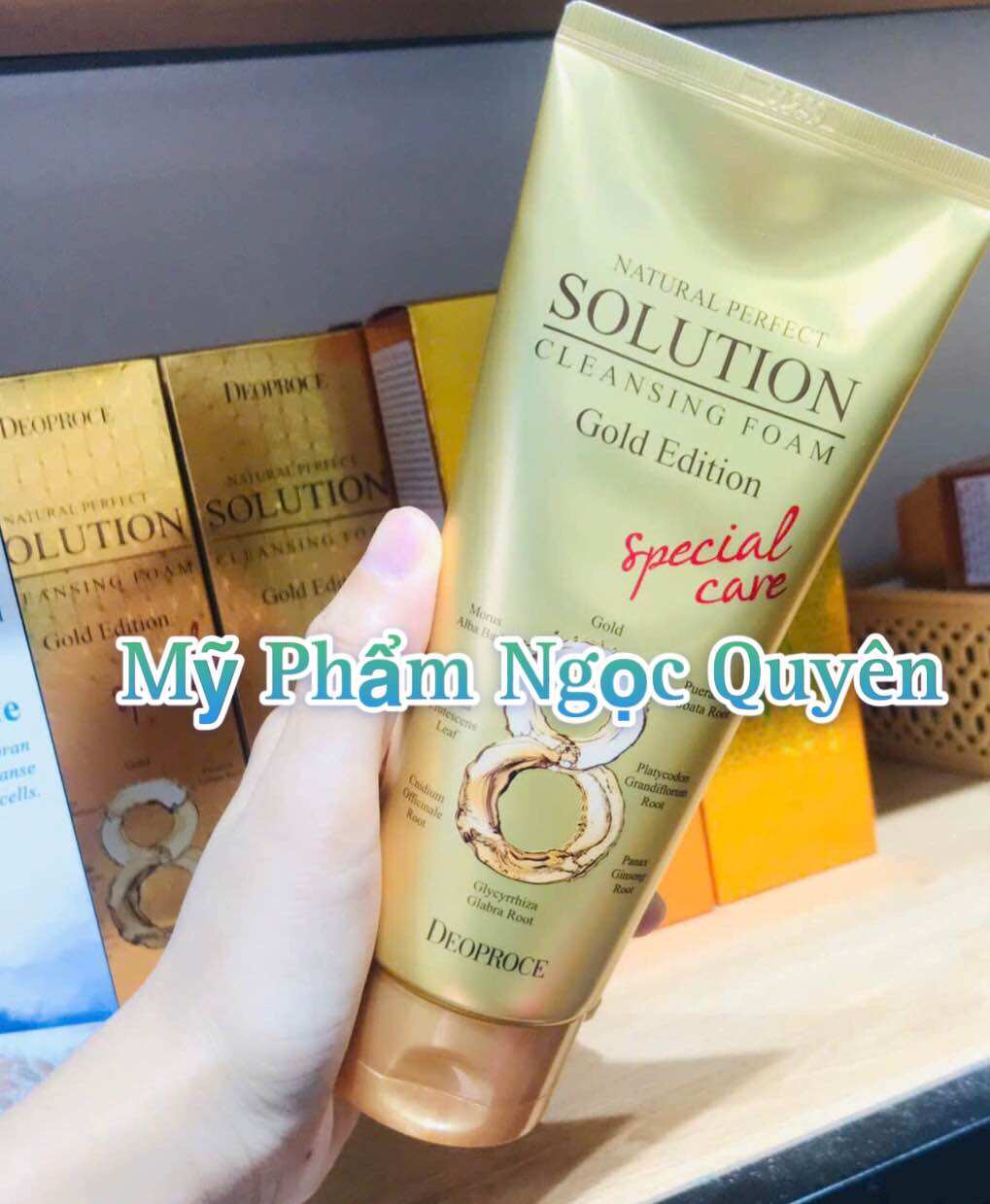 Sửa rửa mặt tinh chất vàng và nhân sâm Deoproce