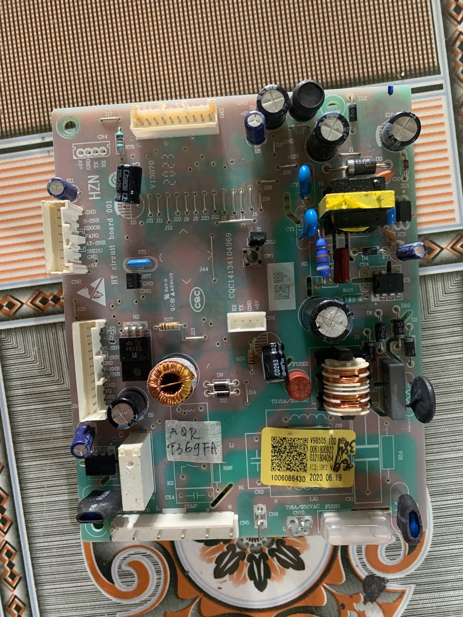 Bo nguồn tủ lạnh aqua invecter model aqr-t369fa