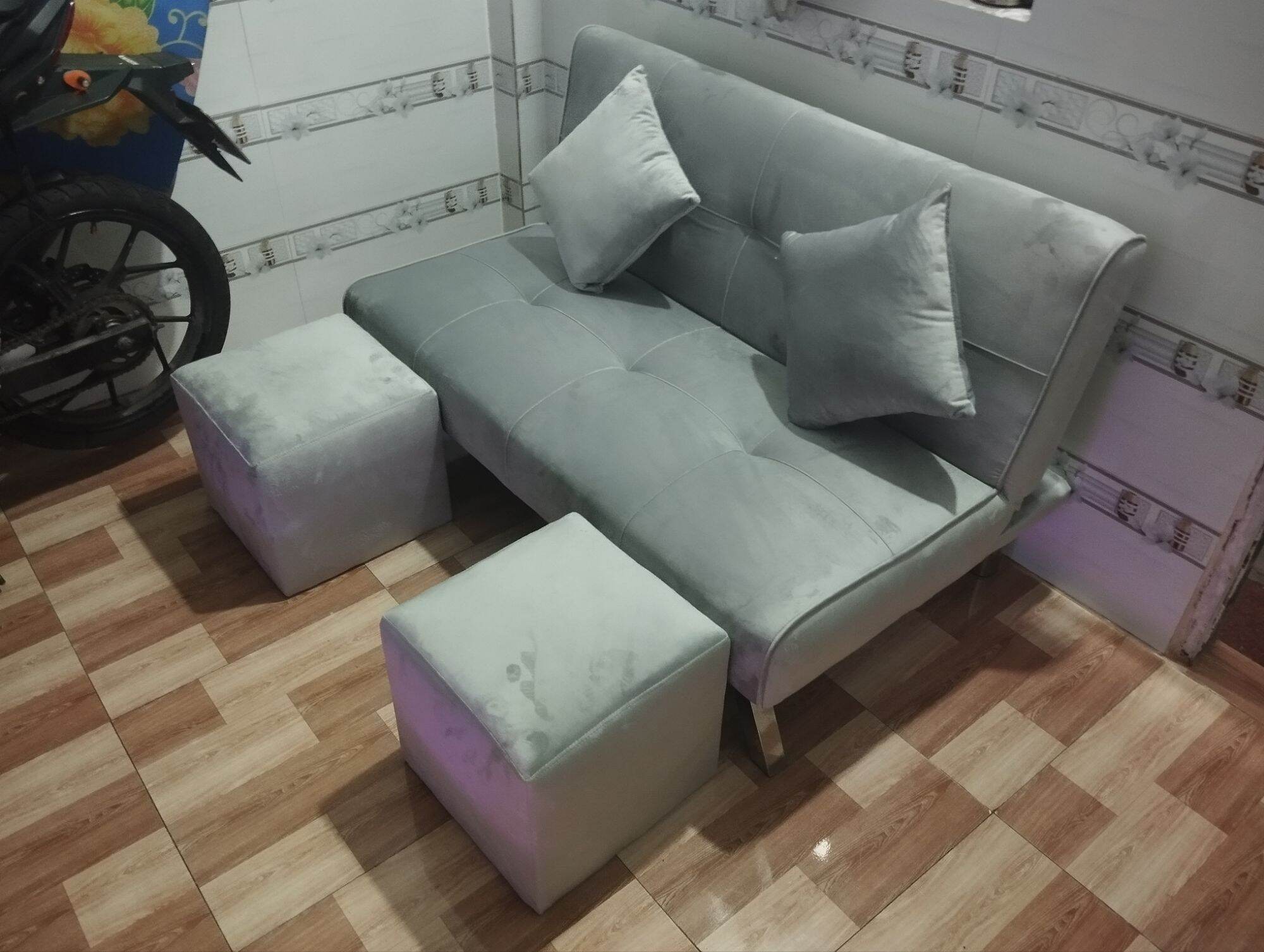 sofa bed 1m2 decor phòng nhỏ( sản phẩm chỉ bao gồm 1 ghế 1m2 ko kèm bàn và ghế đôn)