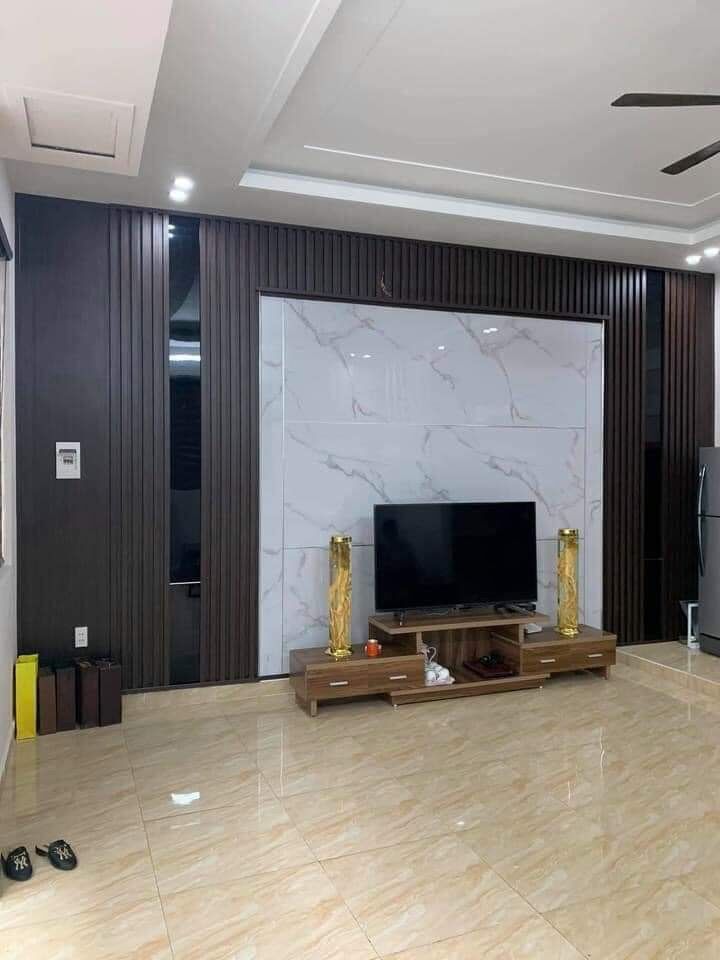 Tấm ốp tường PVC đen vân đá vân mây